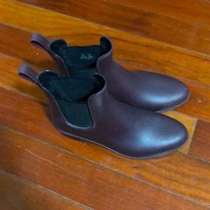 Sam Edelman Chelsea boots